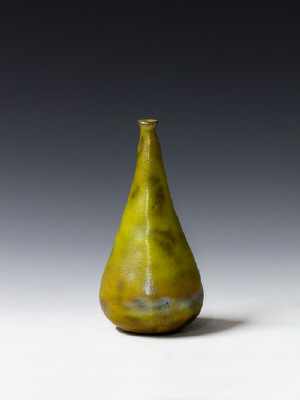 Artist: Beatrice Wood, Title: Yellow Gold Lustre Bottle,  c. 1960 - click for larger image