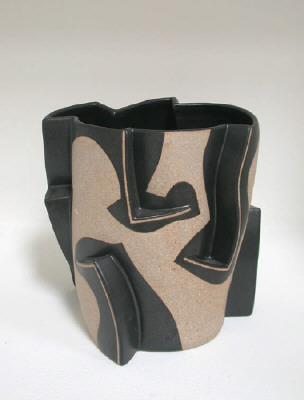 Artist: Gustavo Prez, Title: Vase (05-173), 2005 - click for larger image