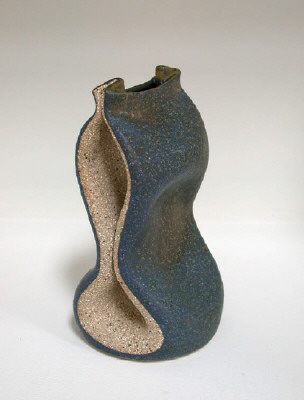 Artist: Gustavo Prez, Title: Vase (05-351), 2005 - click for larger image