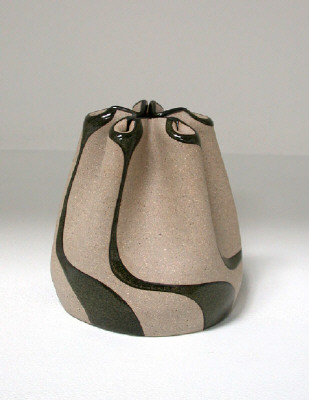 Artist: Gustavo Prez, Title: Vase (06-296), 2006 - click for larger image