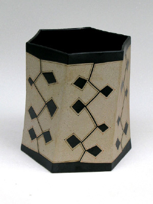 Artist: Gustavo Prez, Title: Vase (08-38), 2008 - click for larger image