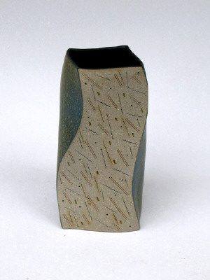 Artist: Gustavo Prez, Title: Vase (08-42), 2008 - click for larger image
