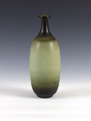 Artist: Harrison McIntosh, Title: Green and Black Bottle, c. 1967-68 - click for larger image