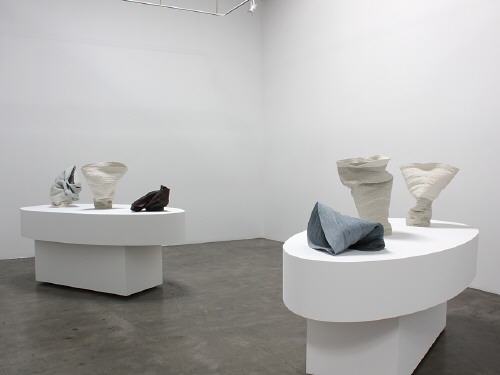 Artist:  Installation View, Title: Installation view of Three Ceramic Artists exhibition. - click for larger image