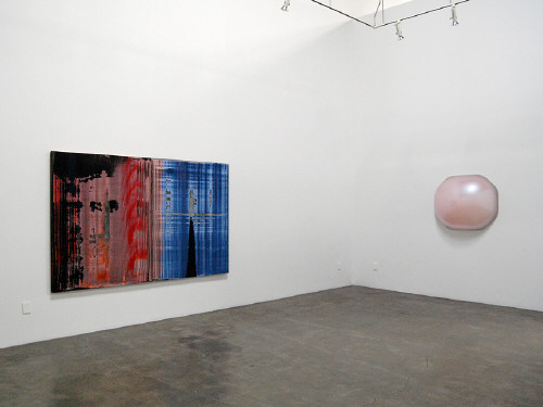 Artist:  Installation View, Title: Installation view of the Los Gigantes exhibition. (From left to right) Ed Moses and Craig Kauffman - click for larger image