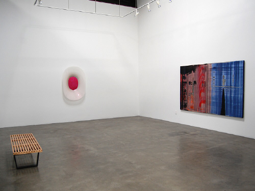Artist:  Installation View, Title: Installation view of the Los Gigantes exhibition.  (From left to right) Craig Kauffman and Ed Moses. - click for larger image