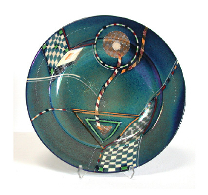 Artist: Ralph Bacerra, Title: 9 Place Settings/Dinnerware, 1999 (detail of Charger) - click for larger image