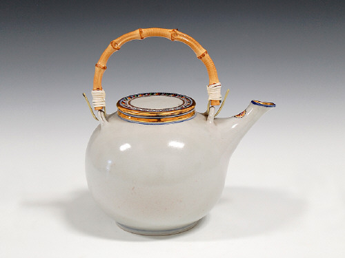 Artist: Ralph Bacerra, Title: Teapot, N.D. - click for larger image